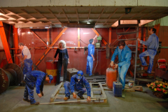 workers_installation_32