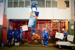 workers_installation_43