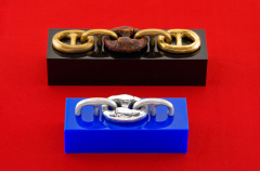 business_gifts__cases__03